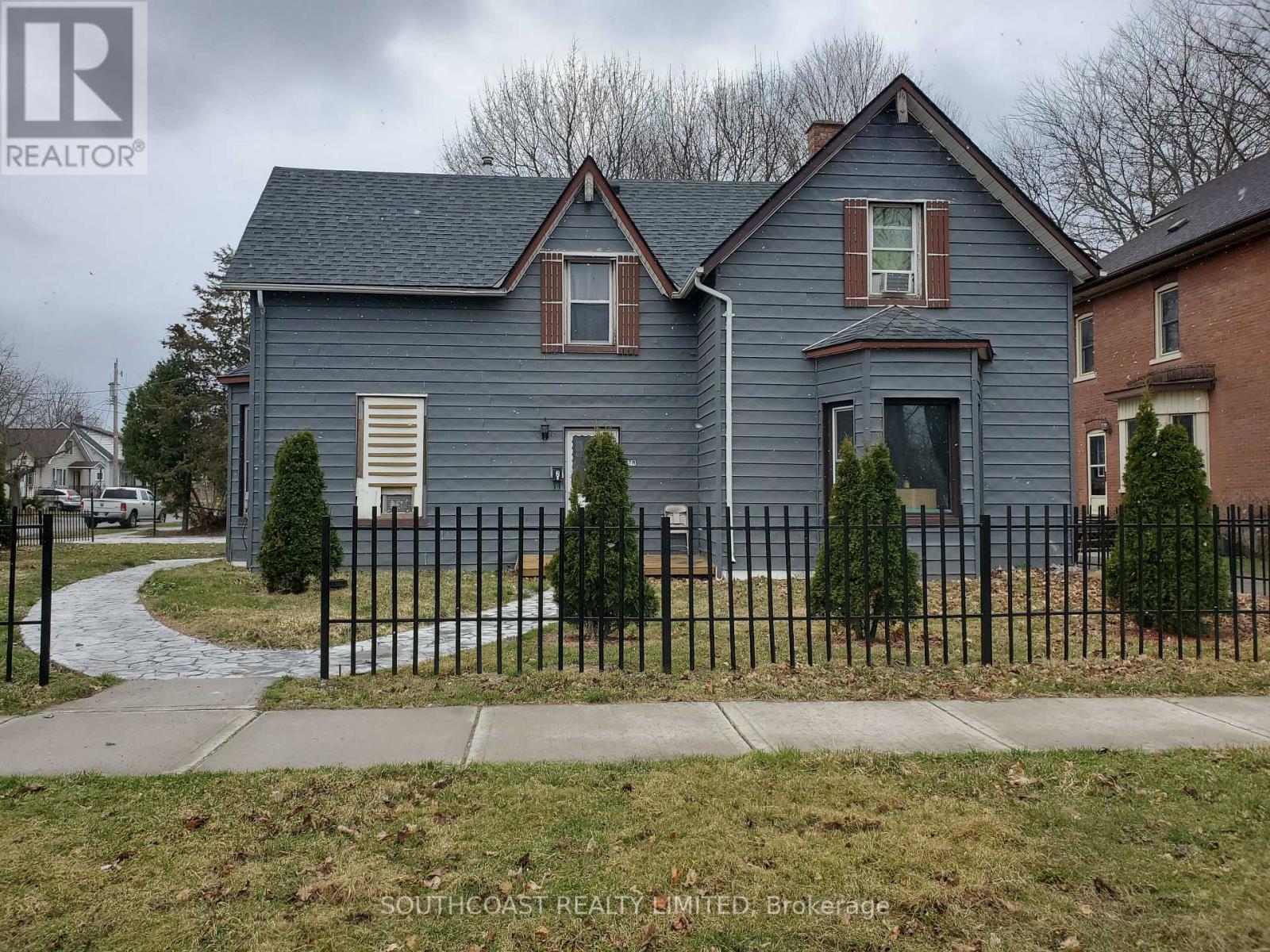 218 Talbot St S, Norfolk Simcoe, ON N3Y 2Z7