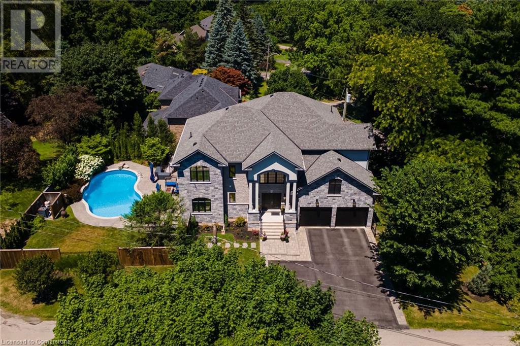 175 Oakhill Pl, Ancaster, ON L9G 1C8