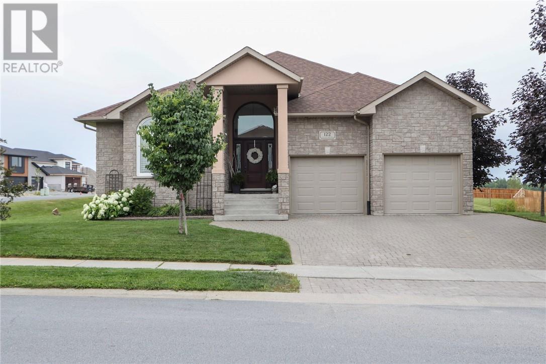 122 Nova St, Sudbury, ON P3E 0B3