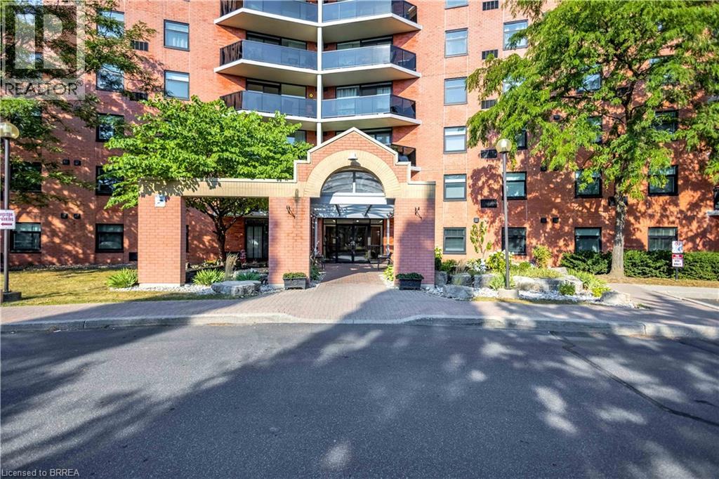 9 Bonheur Court Unit 112, Brantford, ON N3P 1Z5