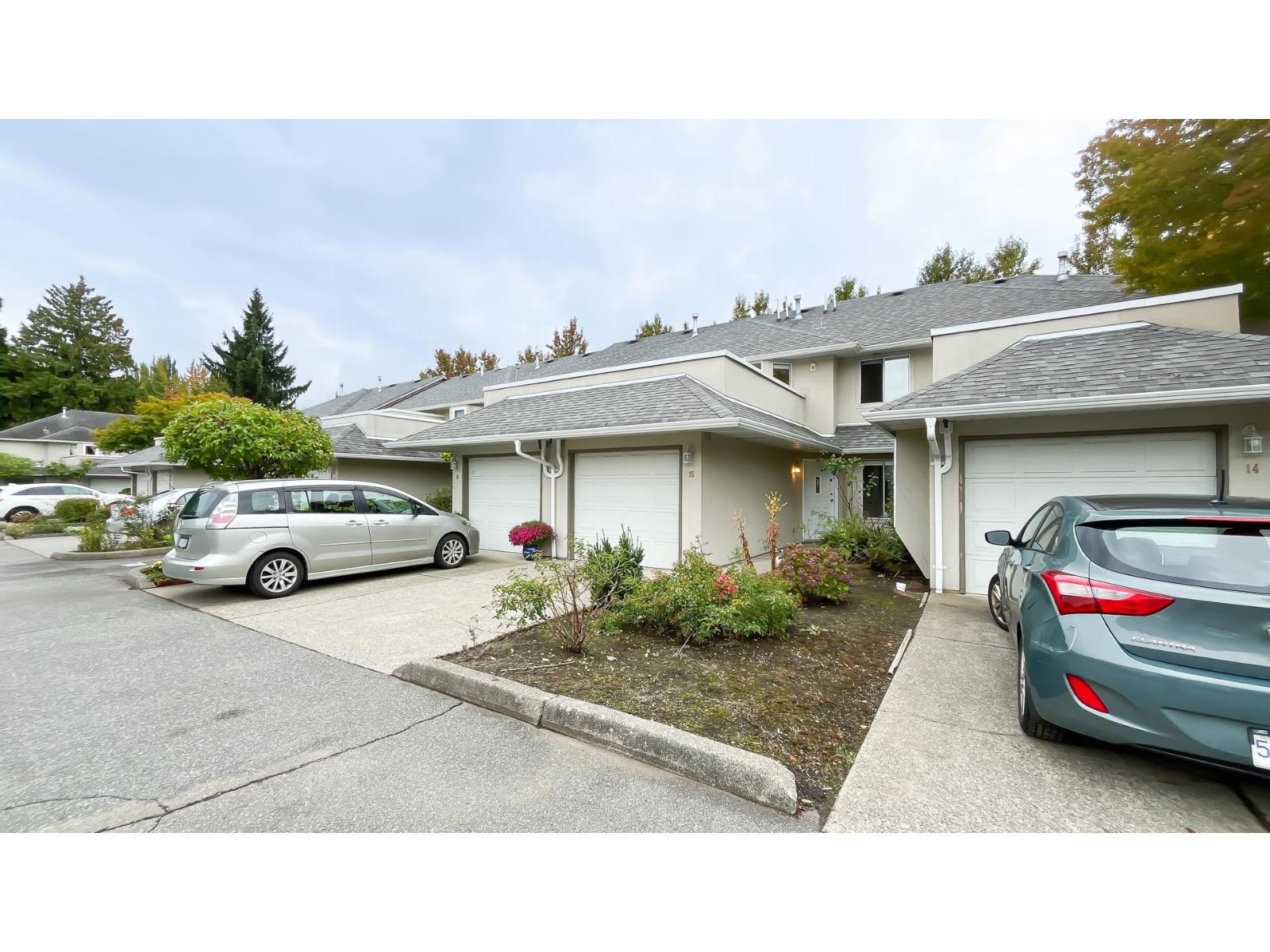 9926 151 Street Unit 15, Surrey, BC V3R 8C9