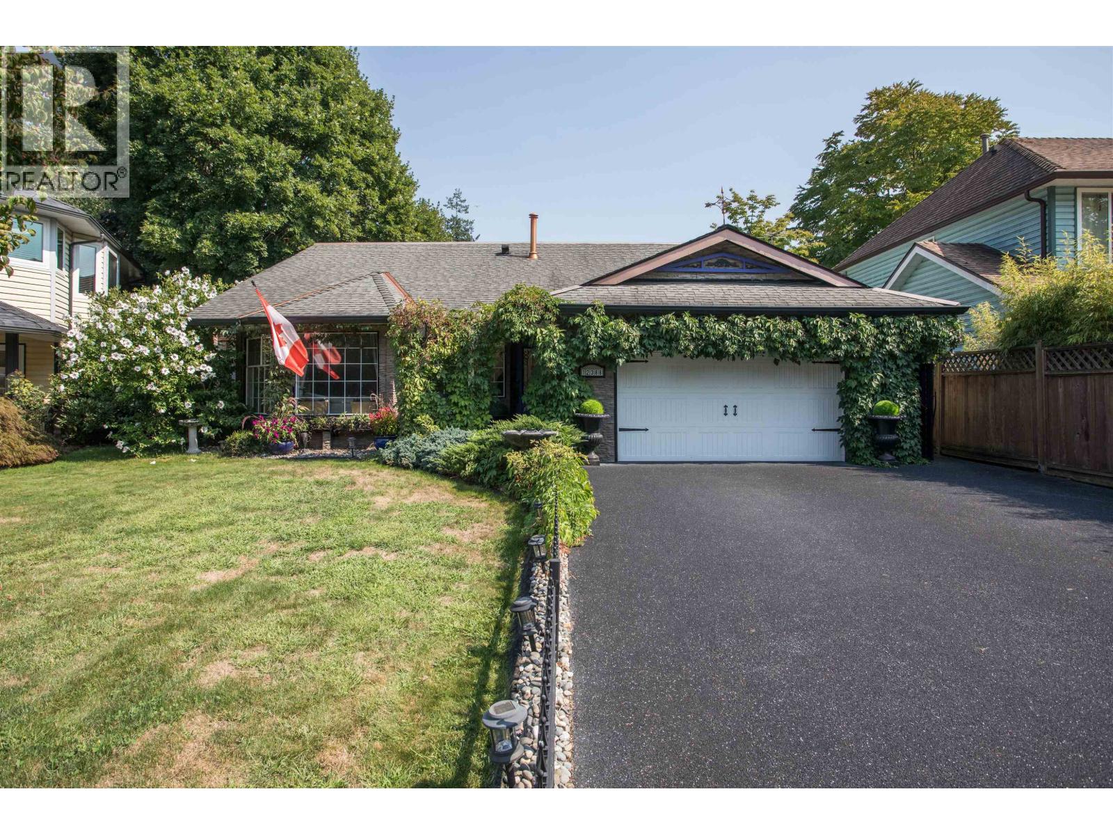 12388 Nikola St, Pitt Meadows, BC V3Y 2K8