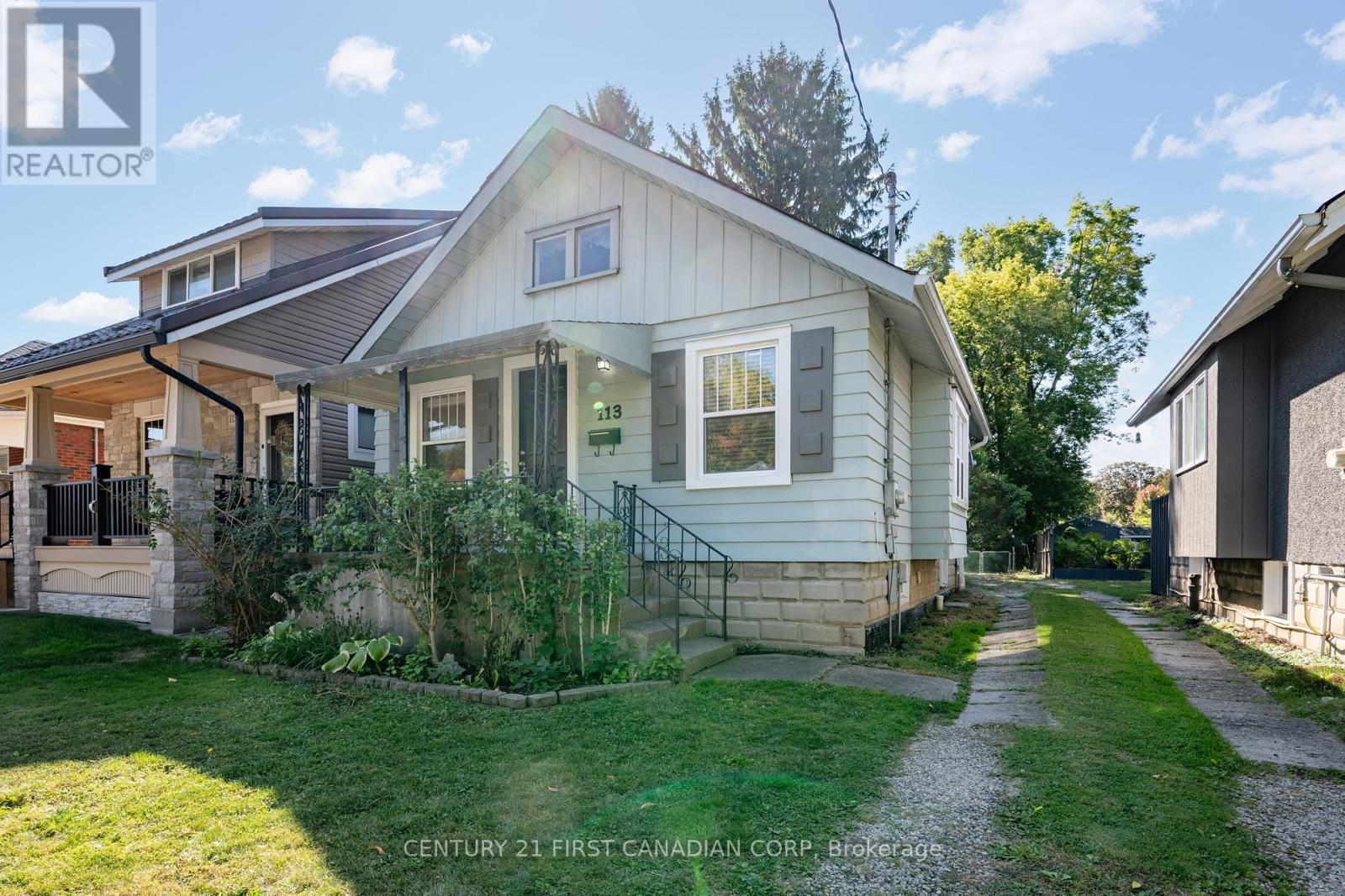 113 Emery St E, London, ON N6C 2C9