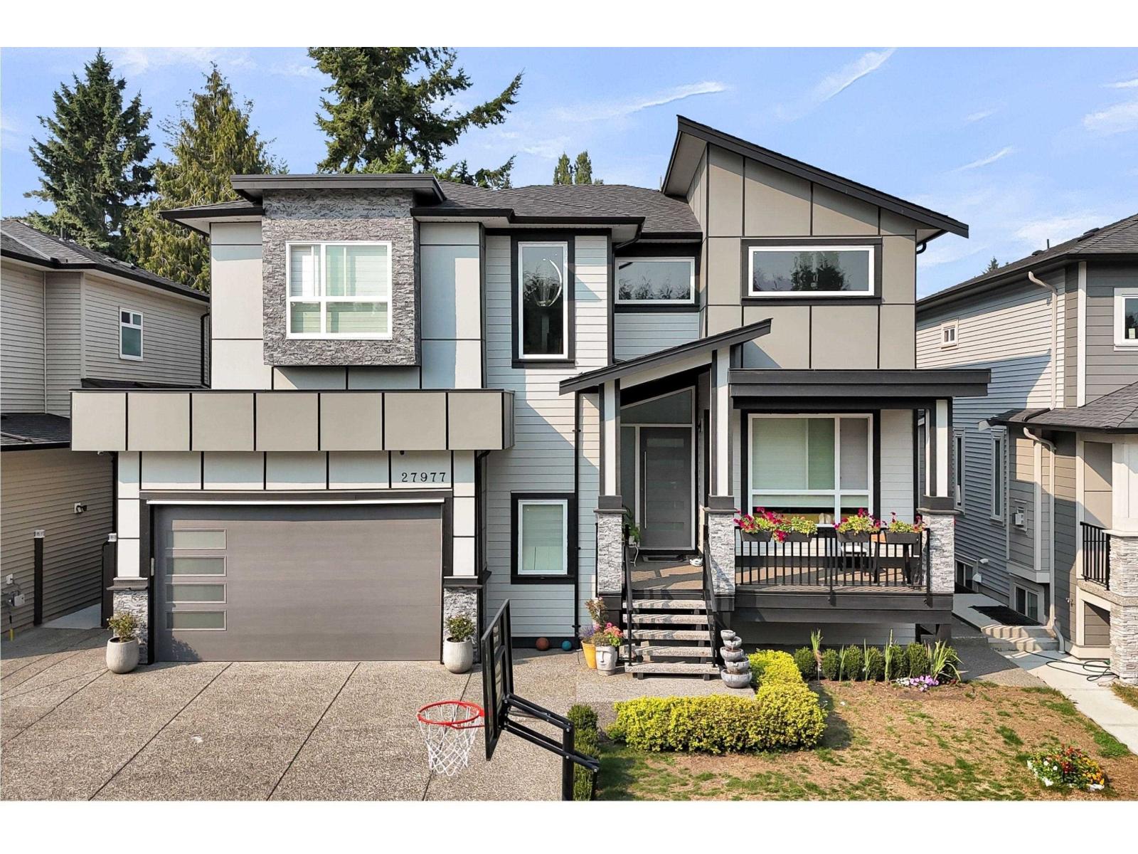 27977 Stagecoach Ave, Abbotsford, BC V4X 1H5