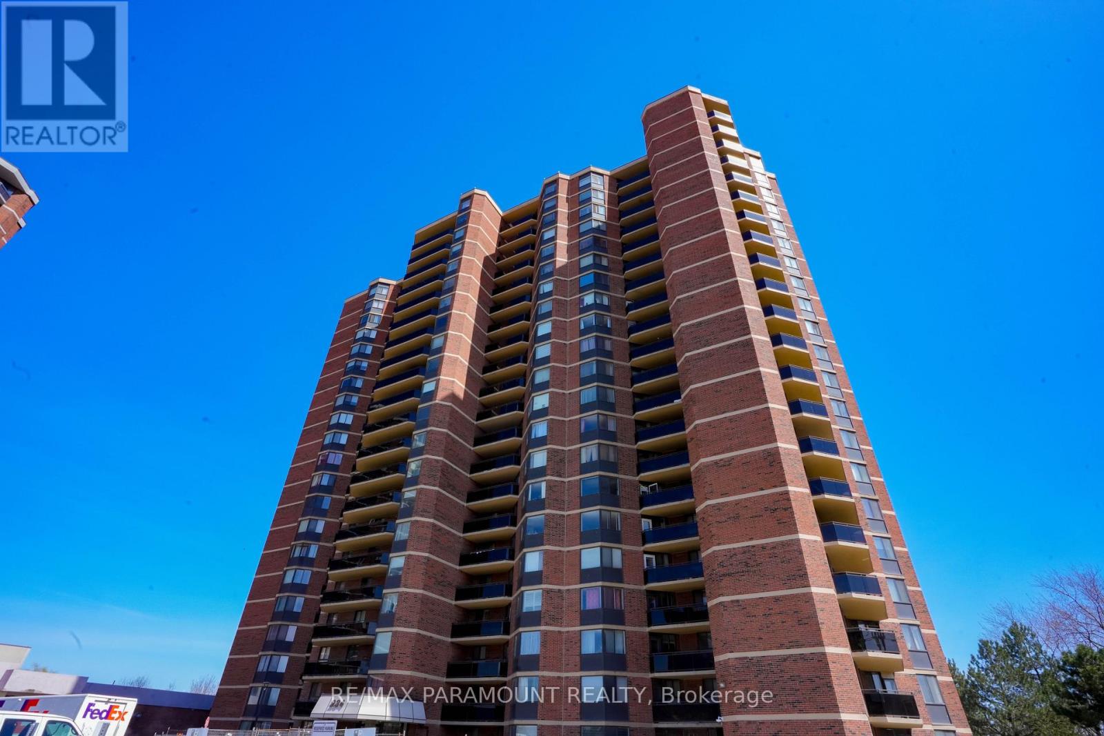 610 234 Albion Rd, Toronto, ON M9W 6A5