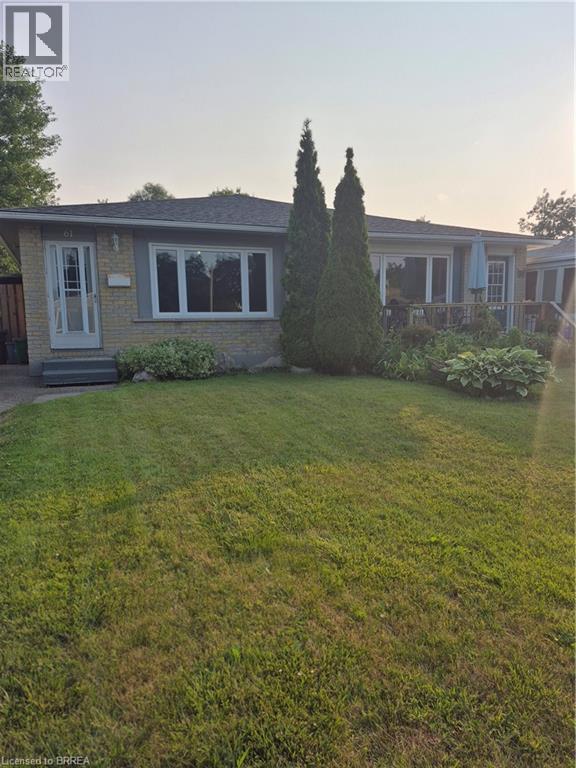 61 Woodlawn Ave, Brantford, ON N3V 1A6