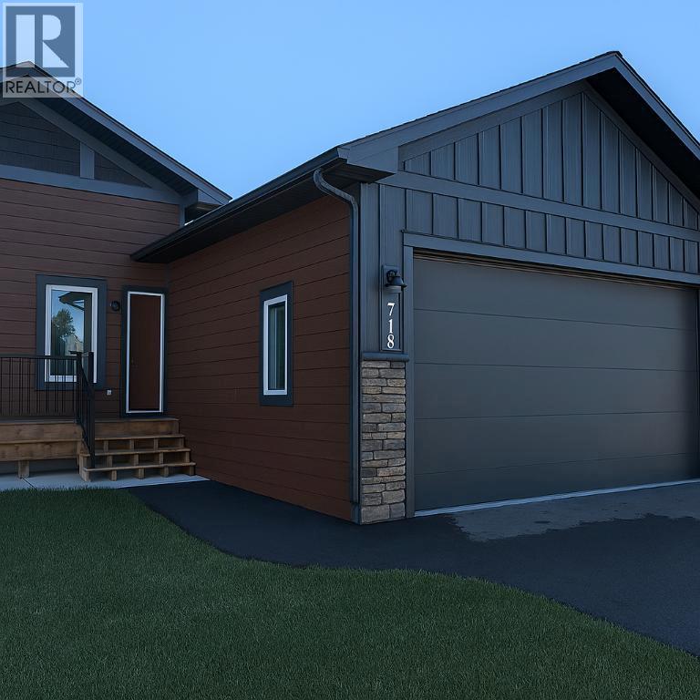 718 St Mary River Dr, Kimberley, BC V1A 3J3