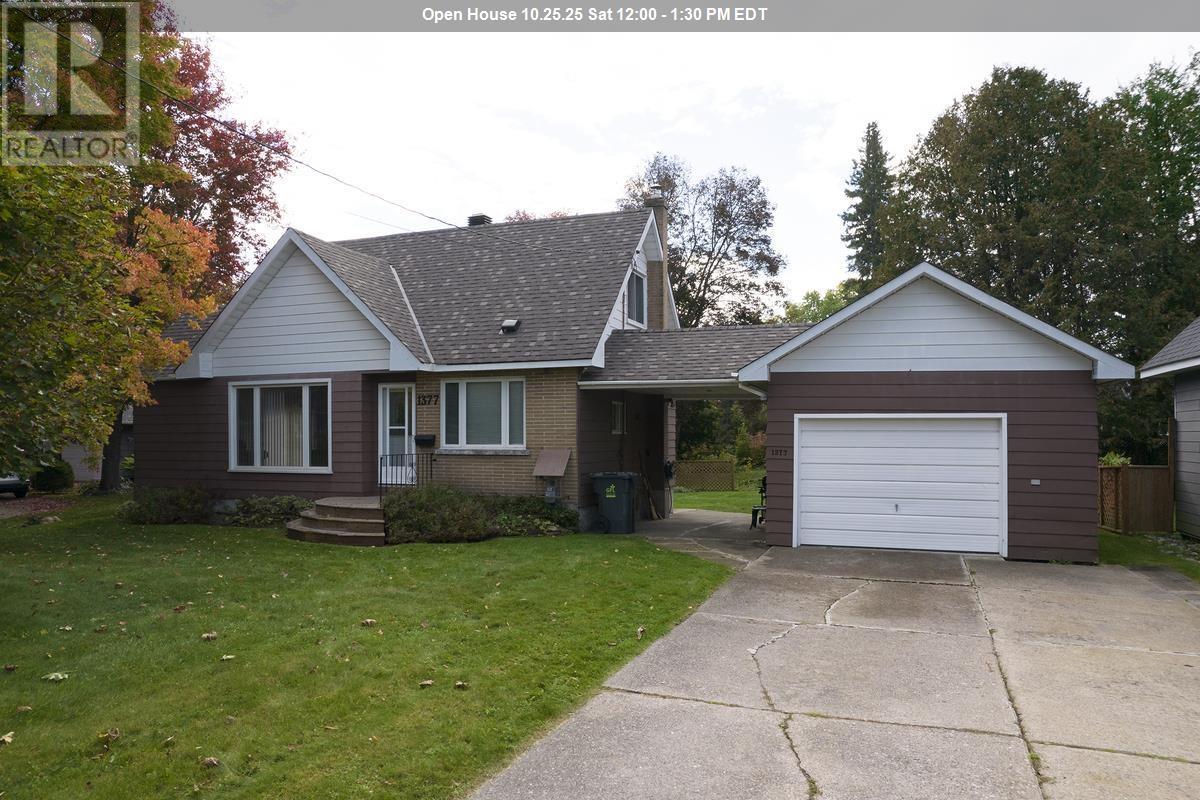 1377 Queen St E, Sault Ste. Marie, ON P6A 2G1