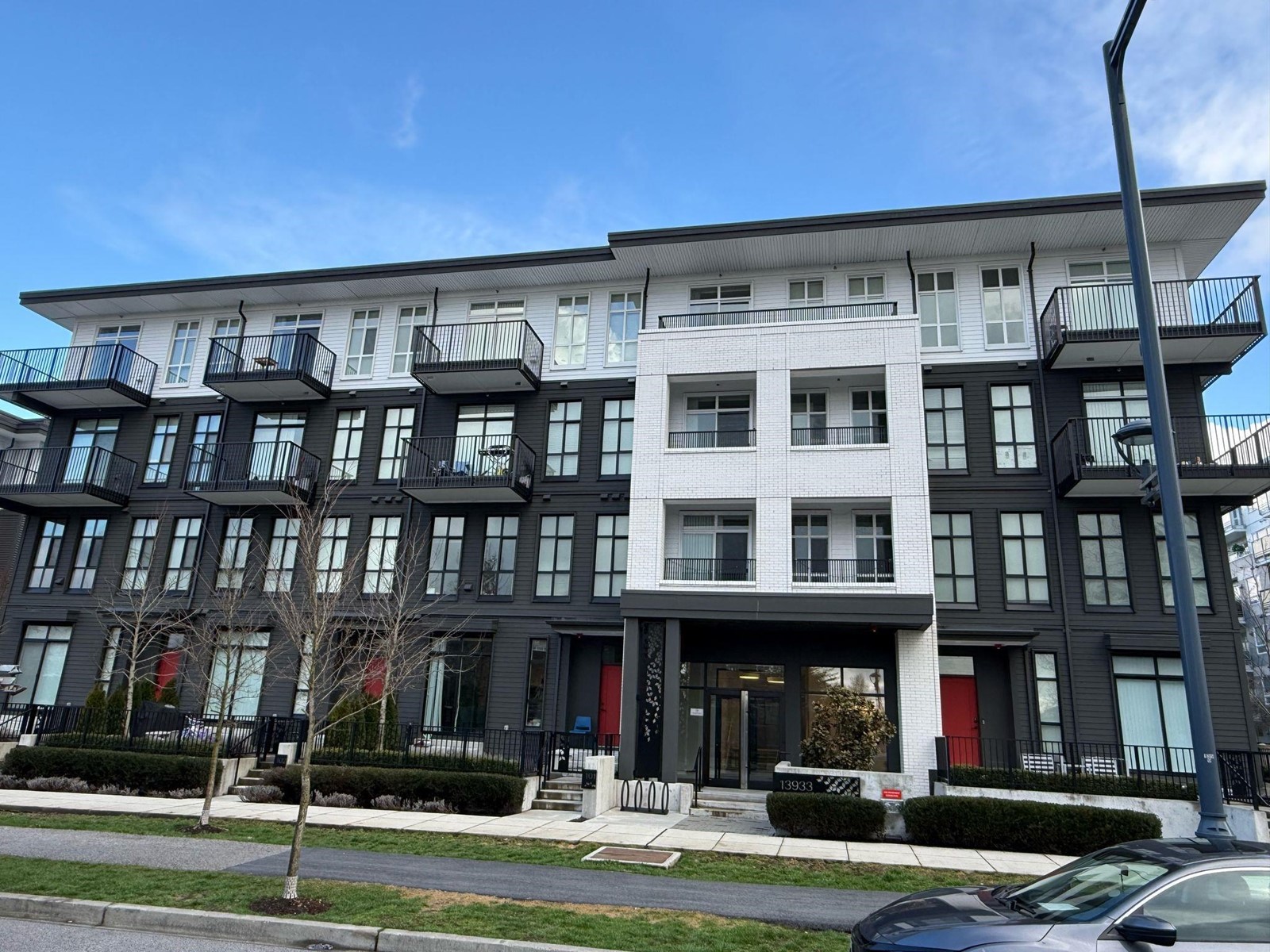 13933 105 Boulevard Unit 319, Surrey, BC V3T 0R6