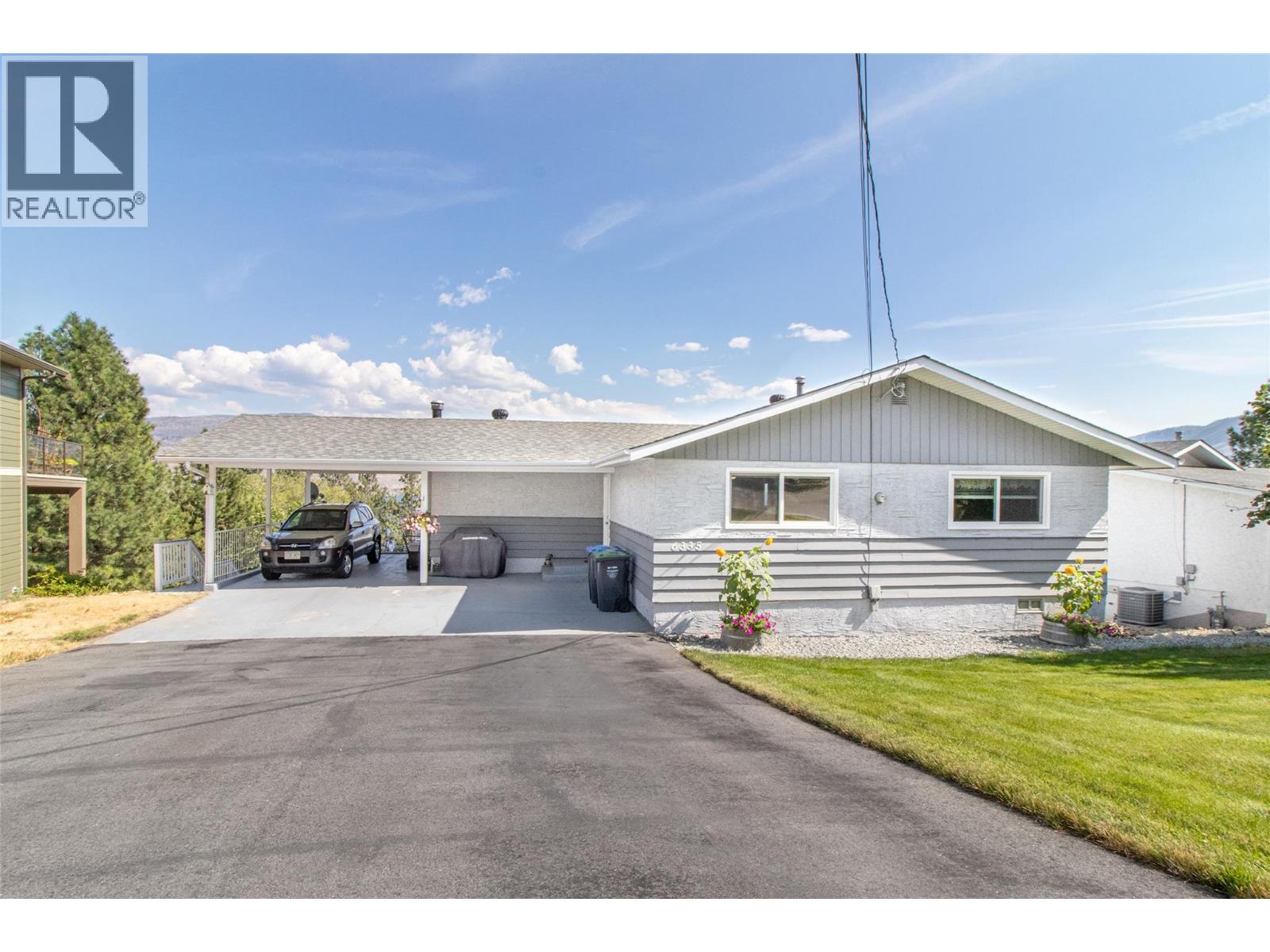 6335 Topham Pl, Peachland, BC V0H 1X0