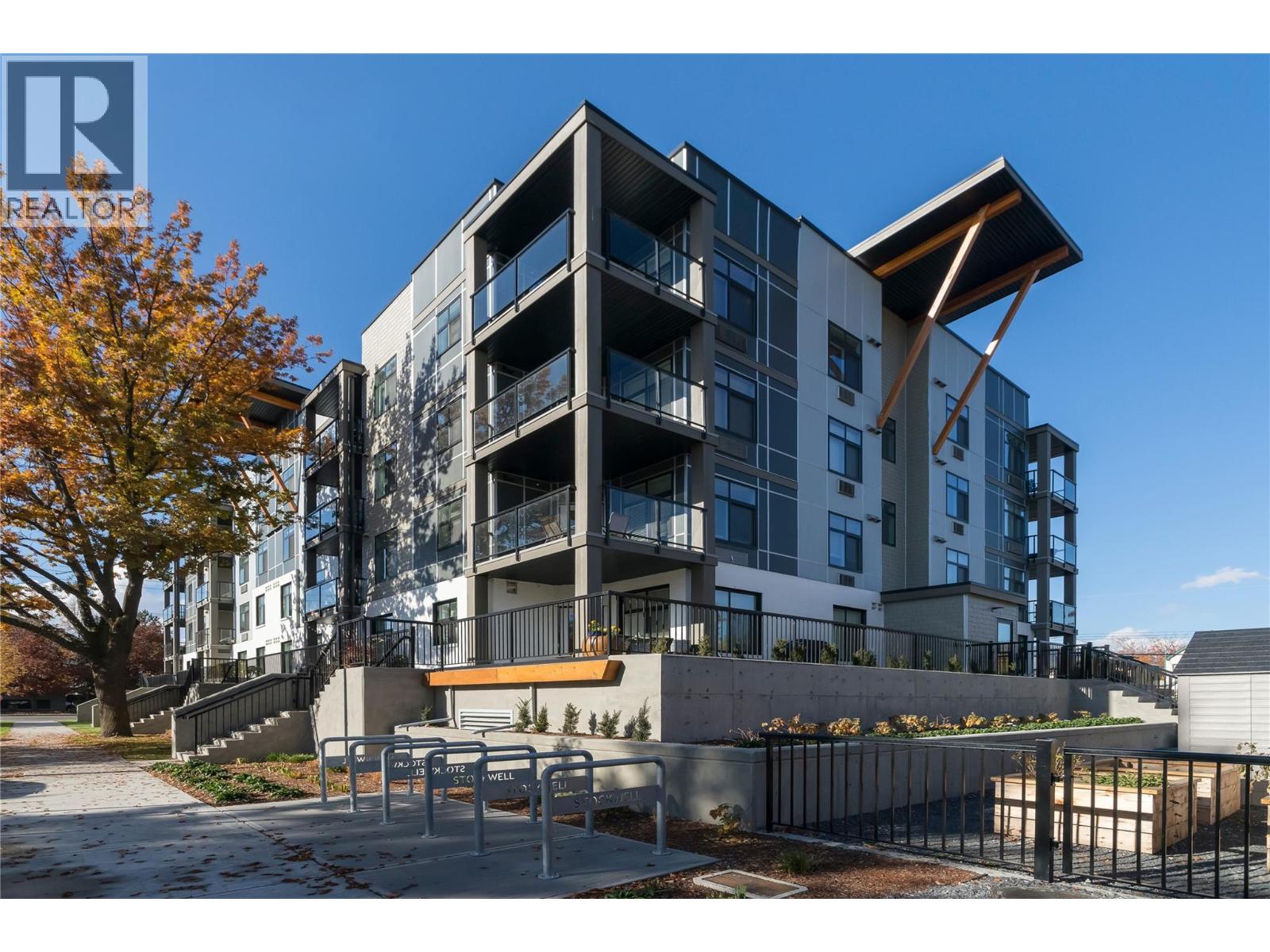 710 Stockwell Avenue Unit 305, Kelowna, BC V1Y 6V9
