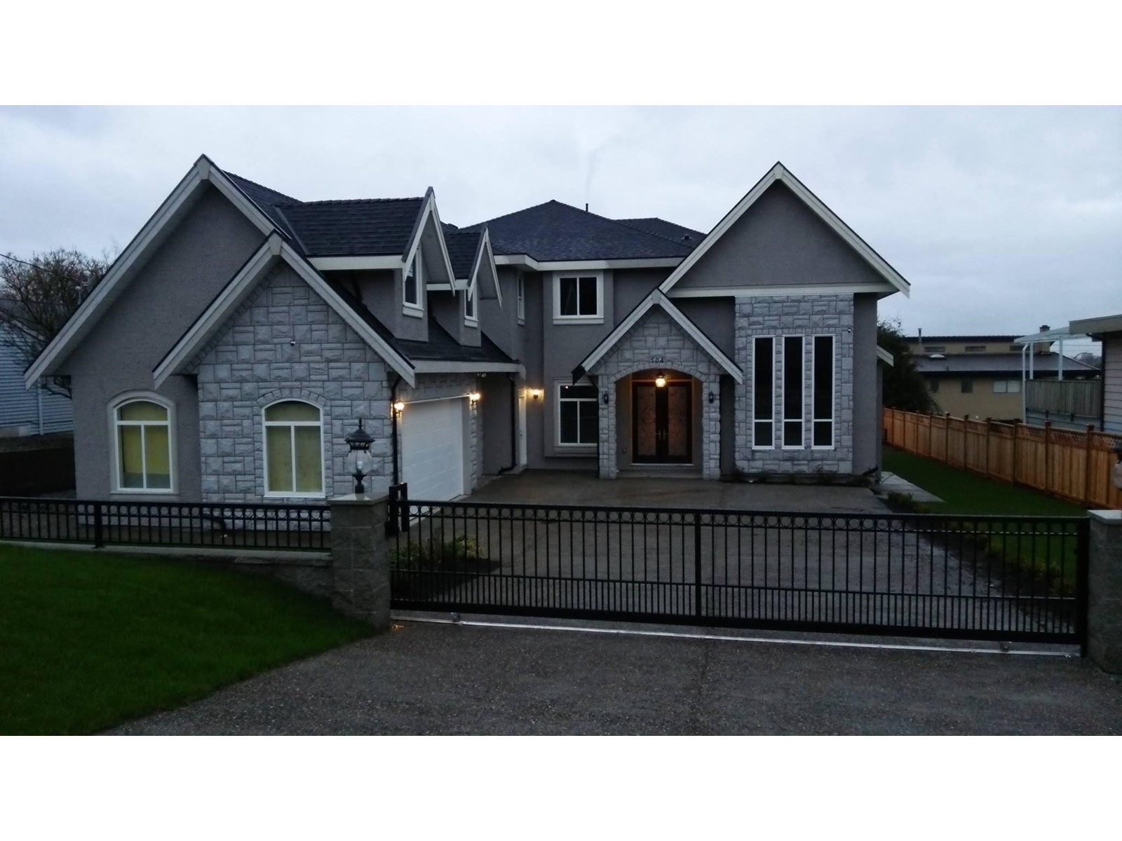 704 Quadling Ave, Coquitlam, BC V3K 1Z8
