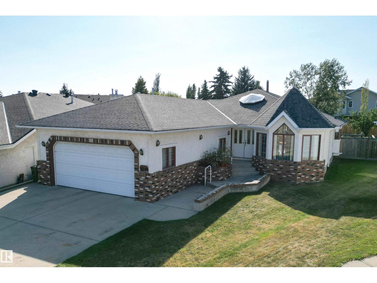 46 St Nw Unit 4228, Edmonton, AB T6L 6L9