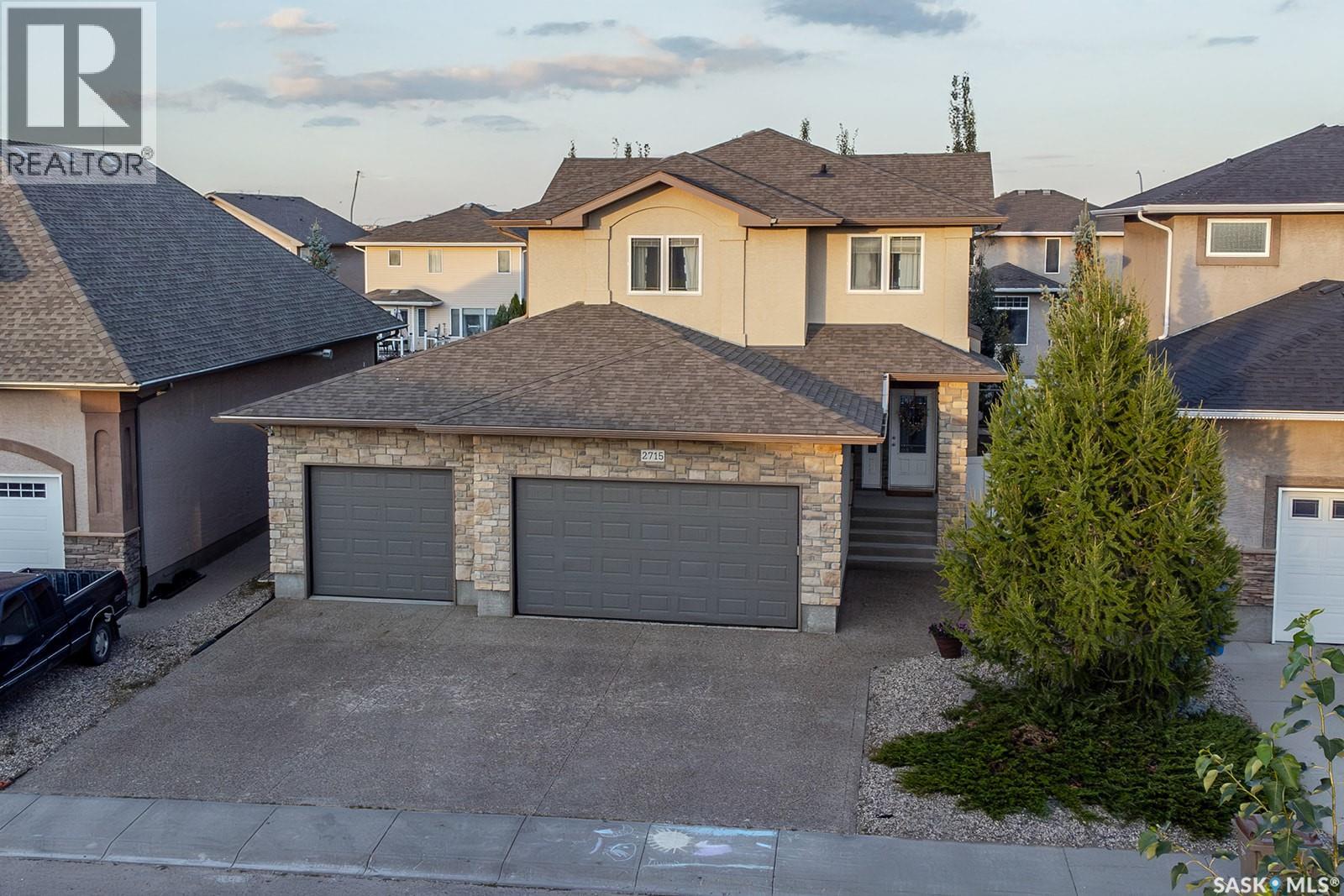 2715 Highgrove Rd, Regina, SK S4V 0N3