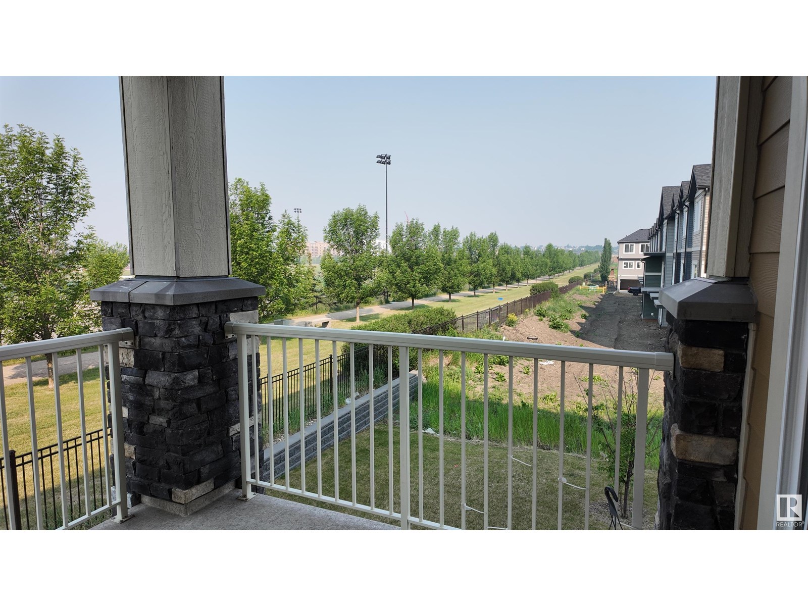 3670 139 Avenue Northwest #206, Edmonton, AB T5Y 3N5