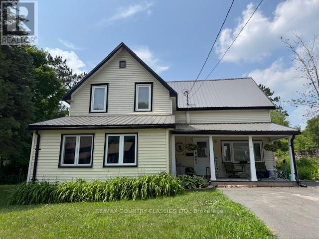 12 Hastings St S, Bancroft, ON K0L 1C0