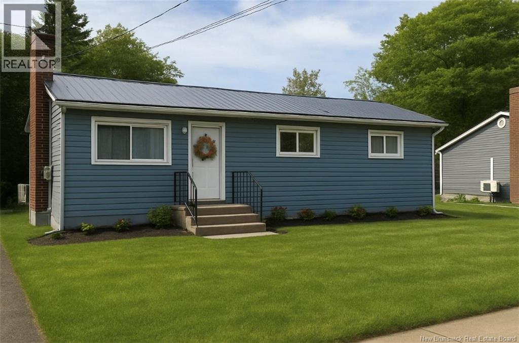 12 Mitchner Ave, Moncton, NB E1C 7N6