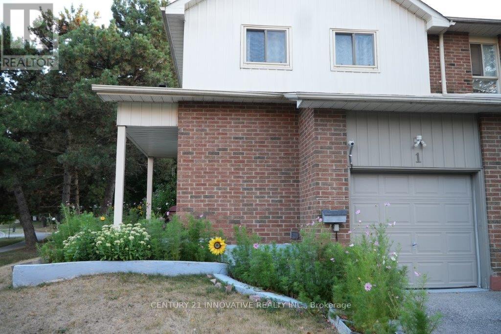 1 34 Dundalk Dr, Toronto, ON M1P 4S3
