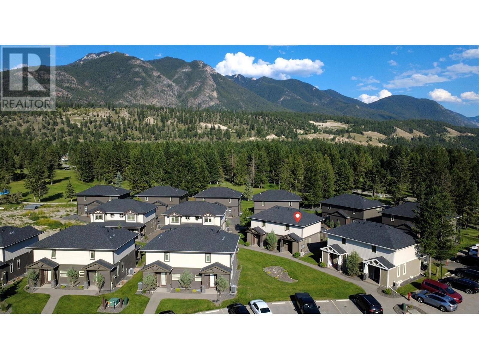 900 Bighorn Boulevard Unit 915 E, Radium Hot Springs, BC V0A 1M0