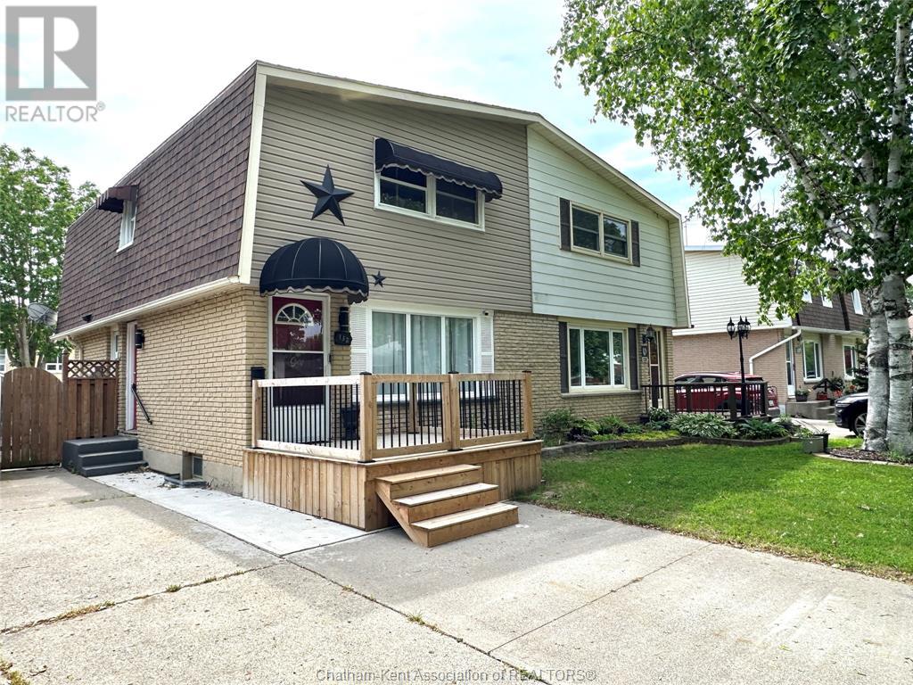 132 Berry St, Chatham, ON N7M 3B3