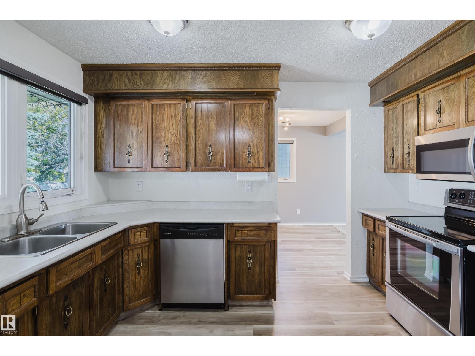 43 Av Unit 4102 #a, Leduc, AB T9E 6Z6
