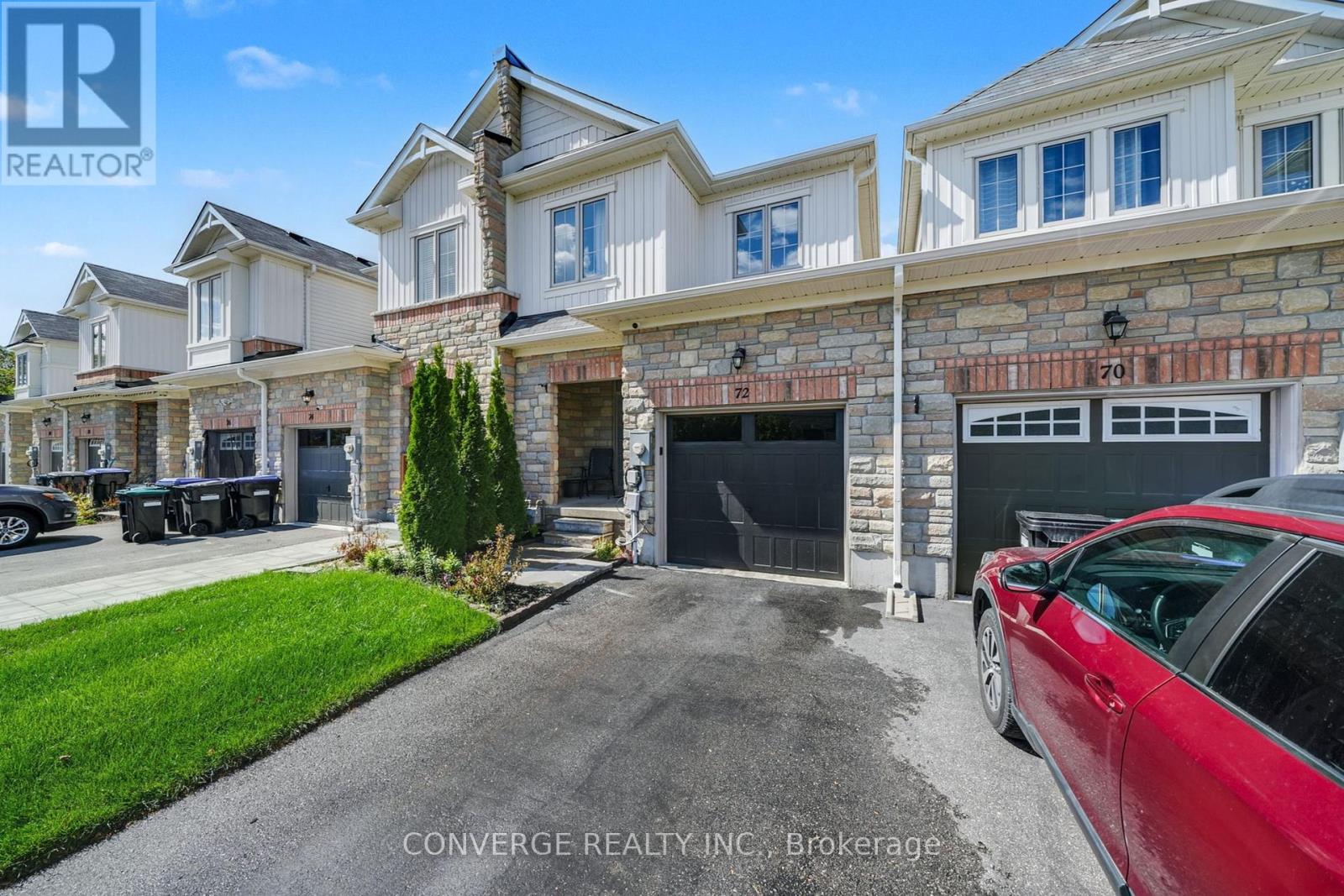 72 Greenwood Dr, Essa, ON L0M 1B5