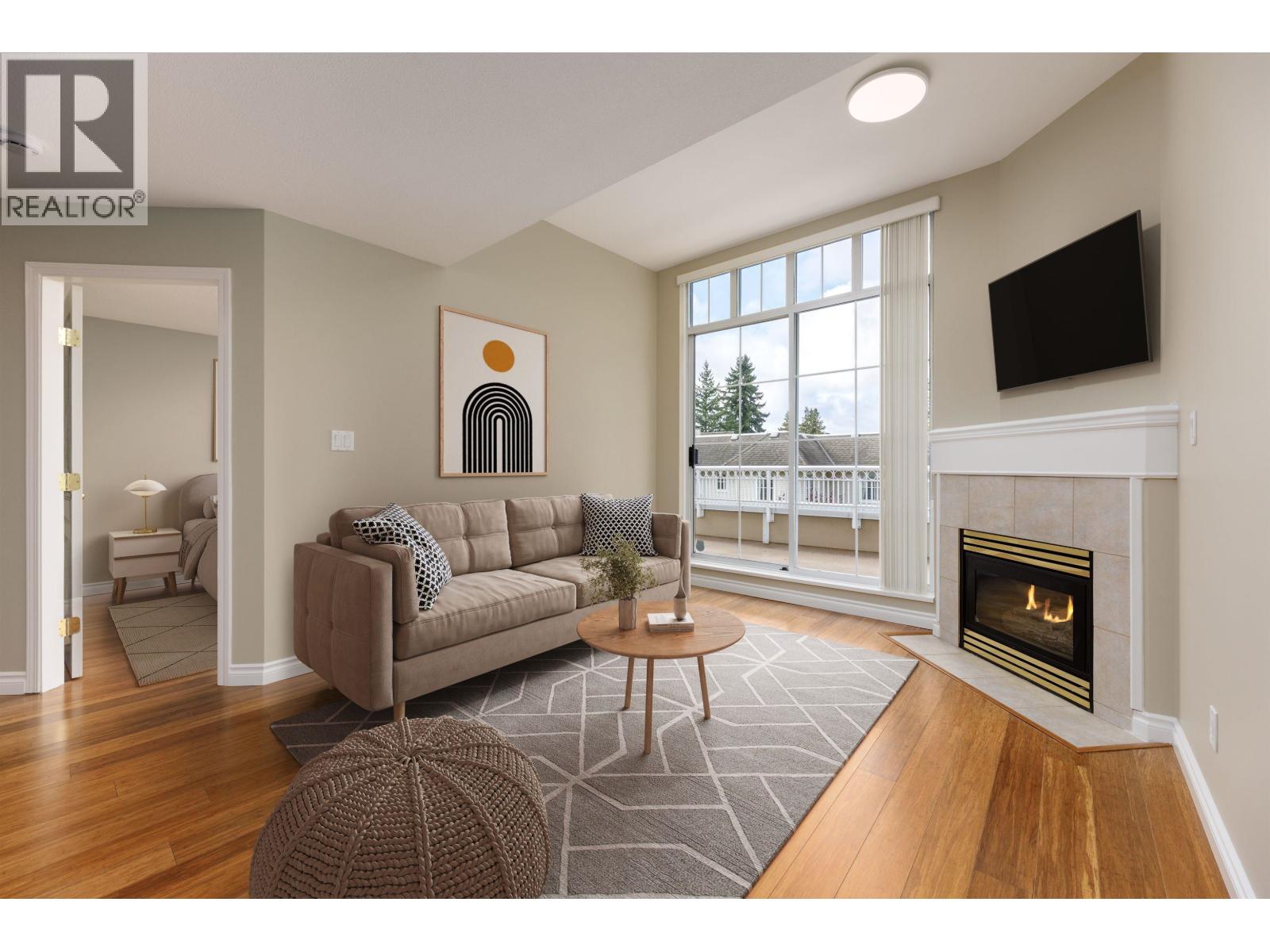 7117 Antrim Avenue Unit 301, Burnaby, BC V5J 5K1