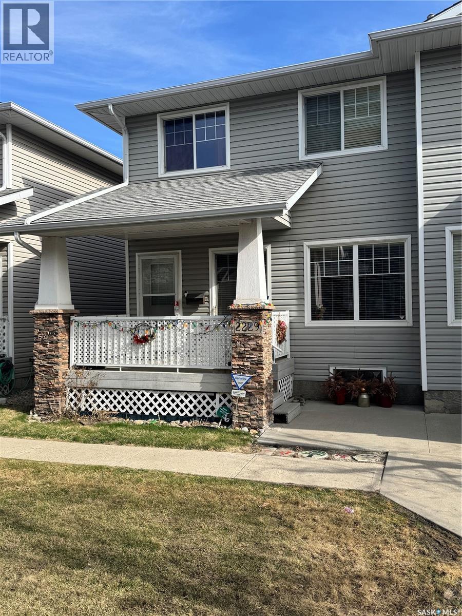 2229 Treetop Ln, Regina, SK S4P 4V8