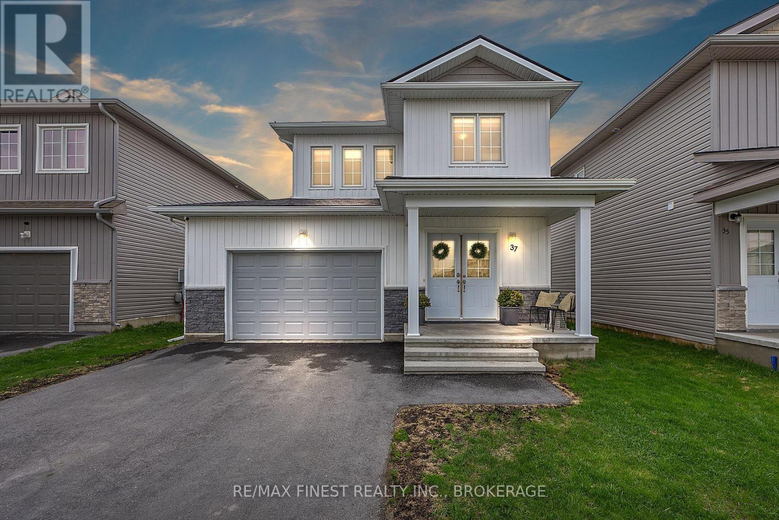 37 Brennan Cres, Loyalist, ON K0H 2H0