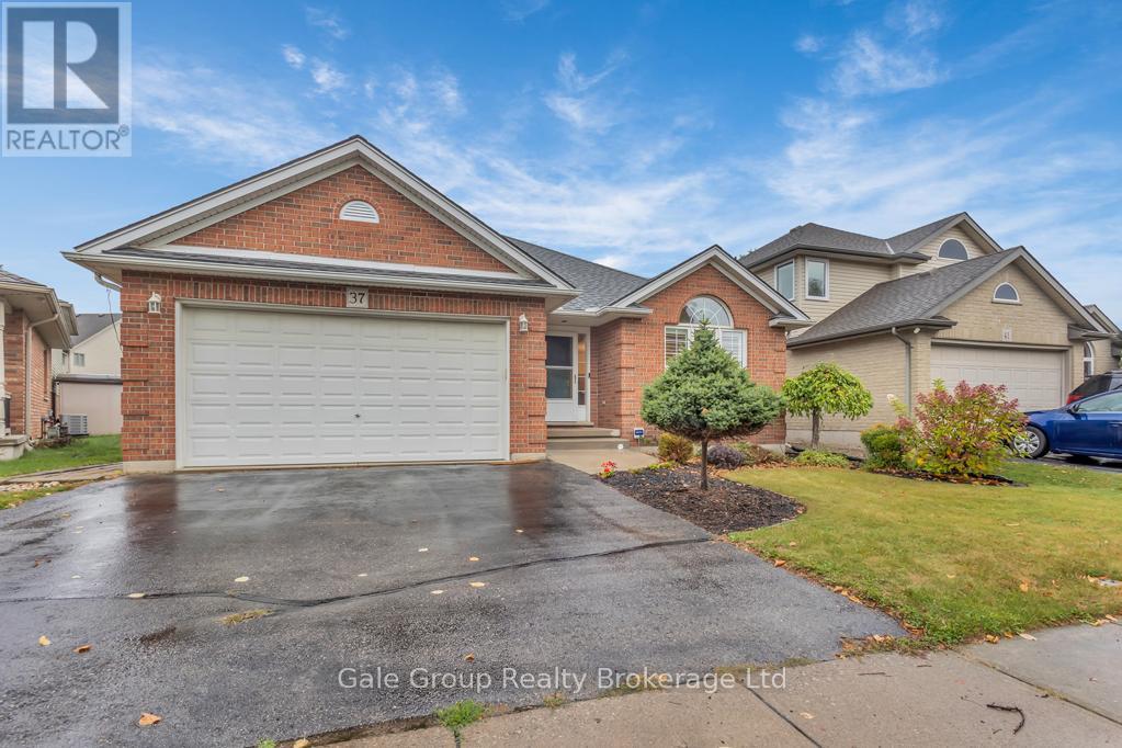 37 Crow Cres, Woodstock, ON N4T 1S6