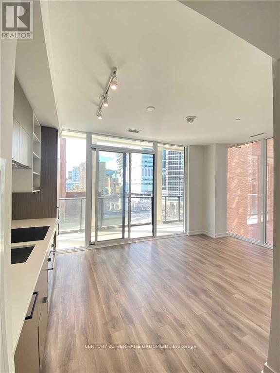514 20 Edward St, Toronto Bay Street Corridor, ON M5G 1C9