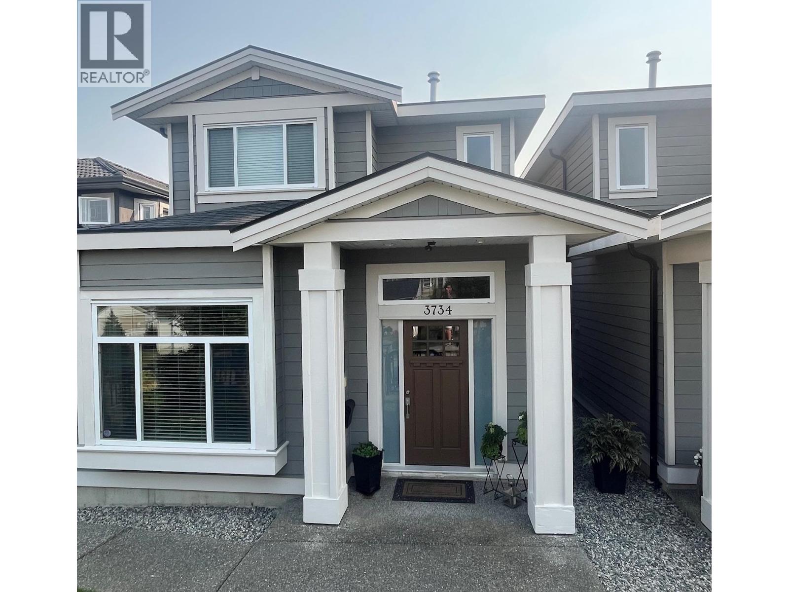 3734 Linwood St, Burnaby, BC V5G 1N5