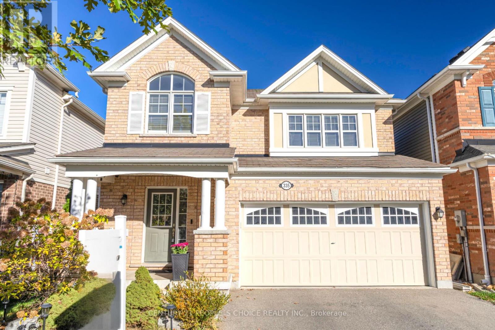 335 Falling Green Cres, Kitchener, ON N2R 0G4