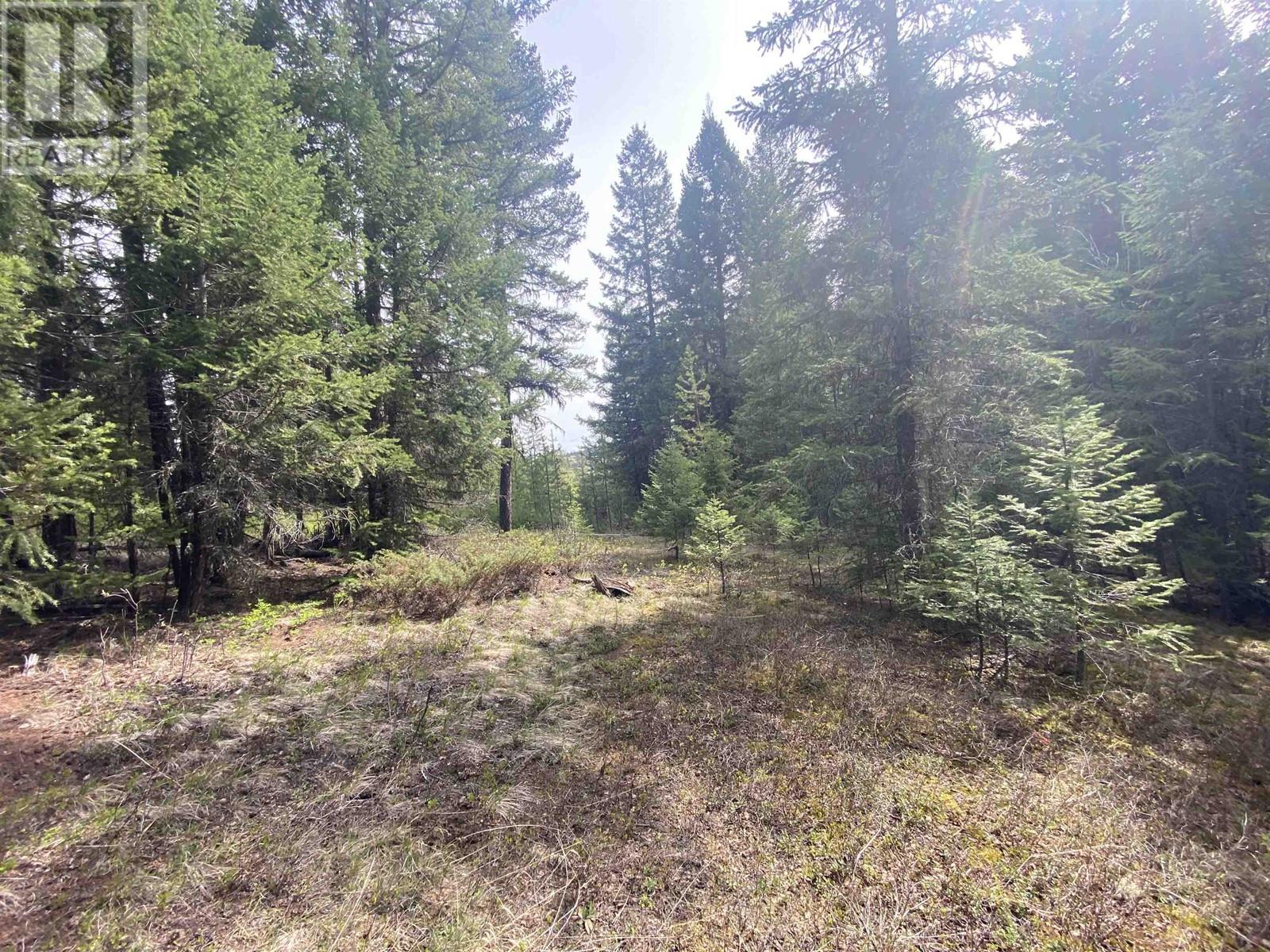 2655 Bunting Lake Rd 150 Mile House Bc Rd, 150 Mile House, BC V0K 2G0