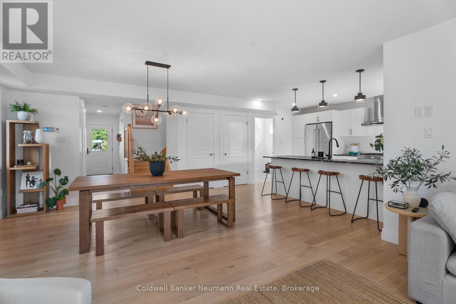 43 York St E, Centre Wellington, ON N0B 1S0