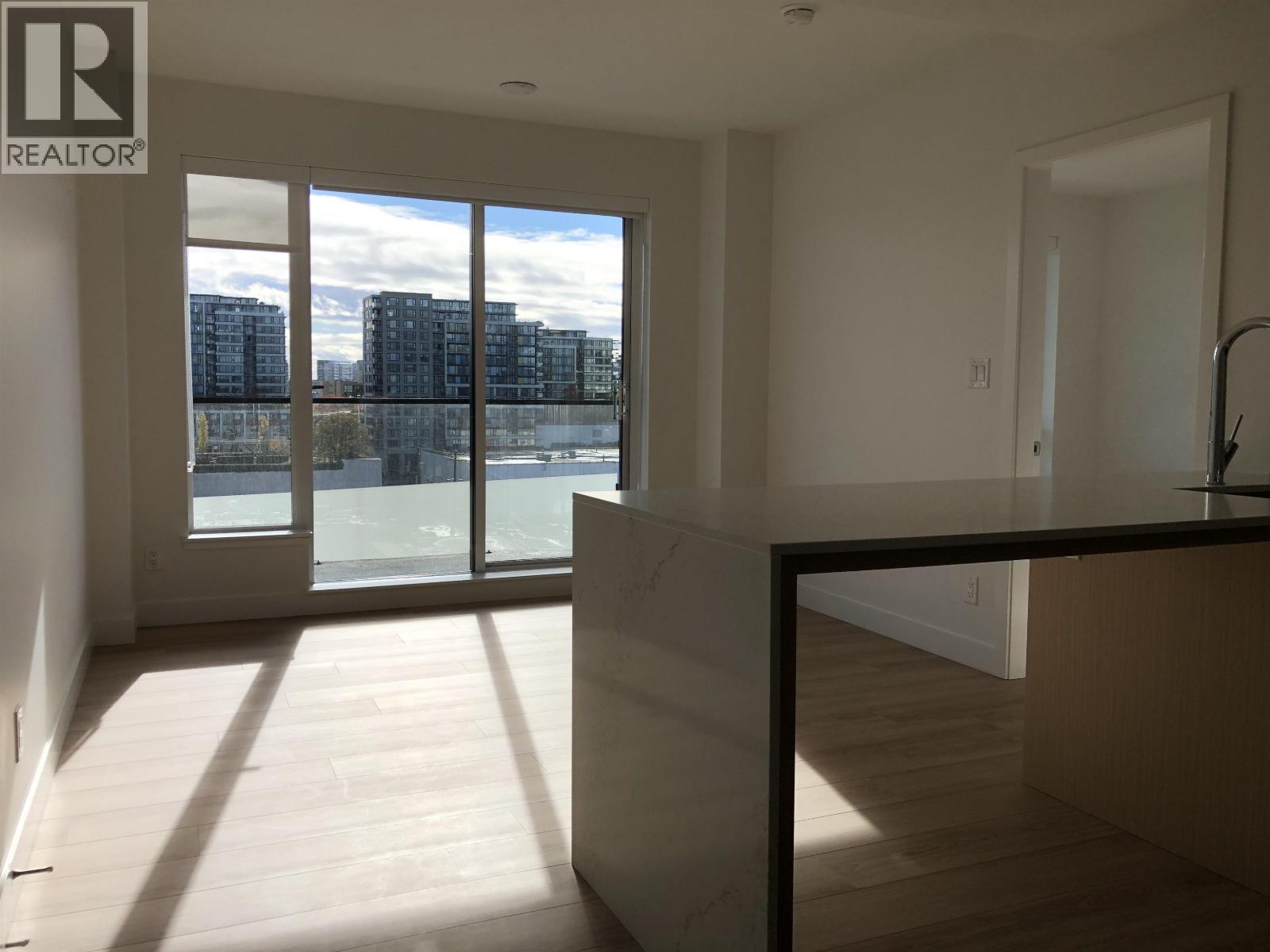 7977 Lansdowne Road Unit 807, Richmond, BC V6X 0X7