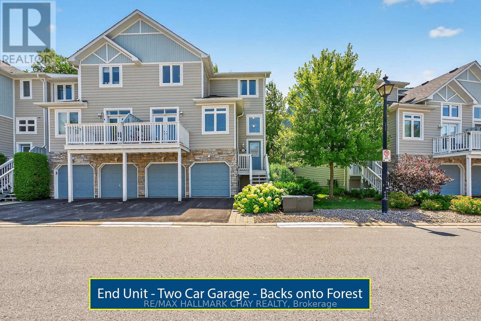 912 Creekfront Way, Newmarket, ON L3Y 8T4