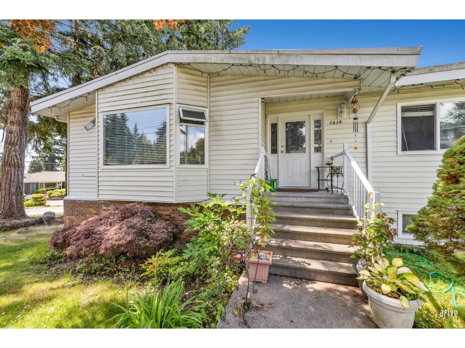 5639 Abbey Dr, Delta, BC V4E 1B7