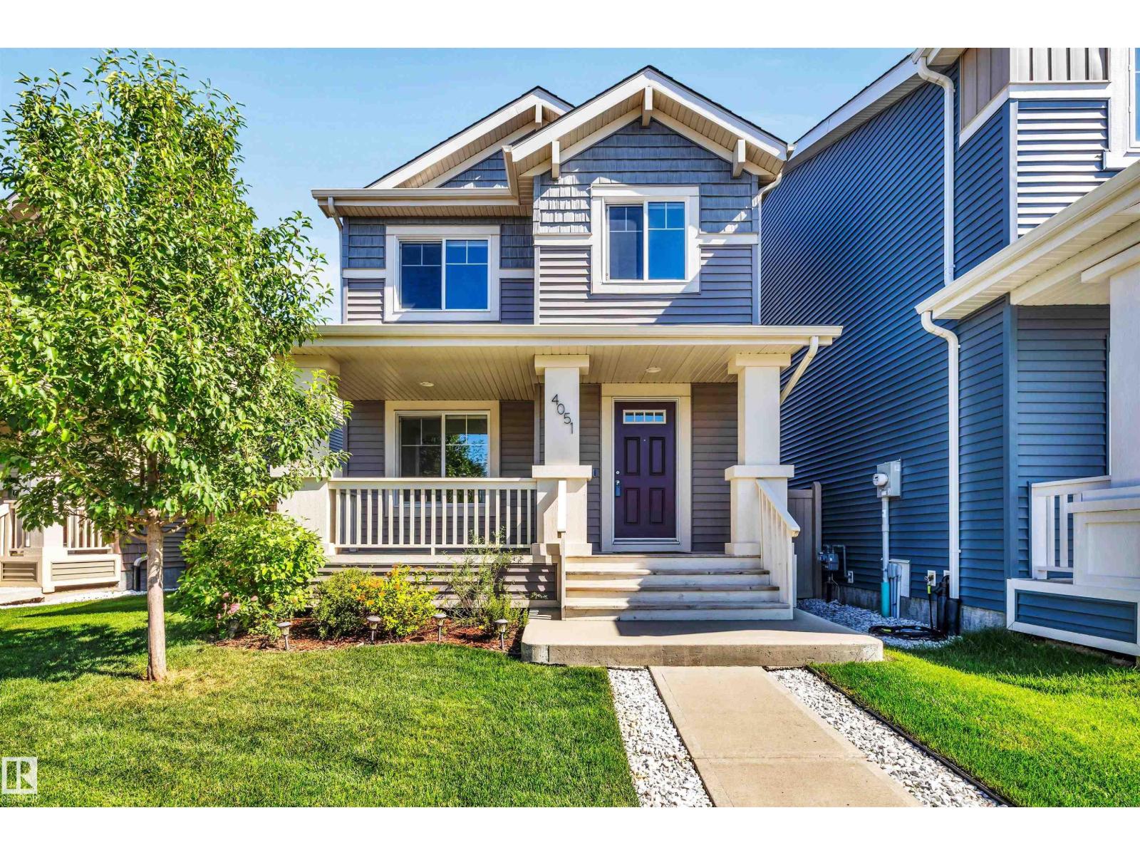 4051 Chappelle Gr SW, Edmonton, AB T6W 3R1