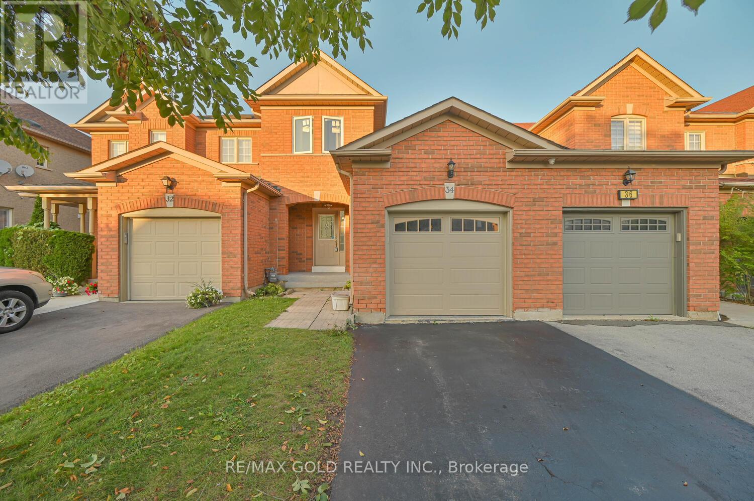 34 Earth Star Trl, Brampton, ON L6R 2P3