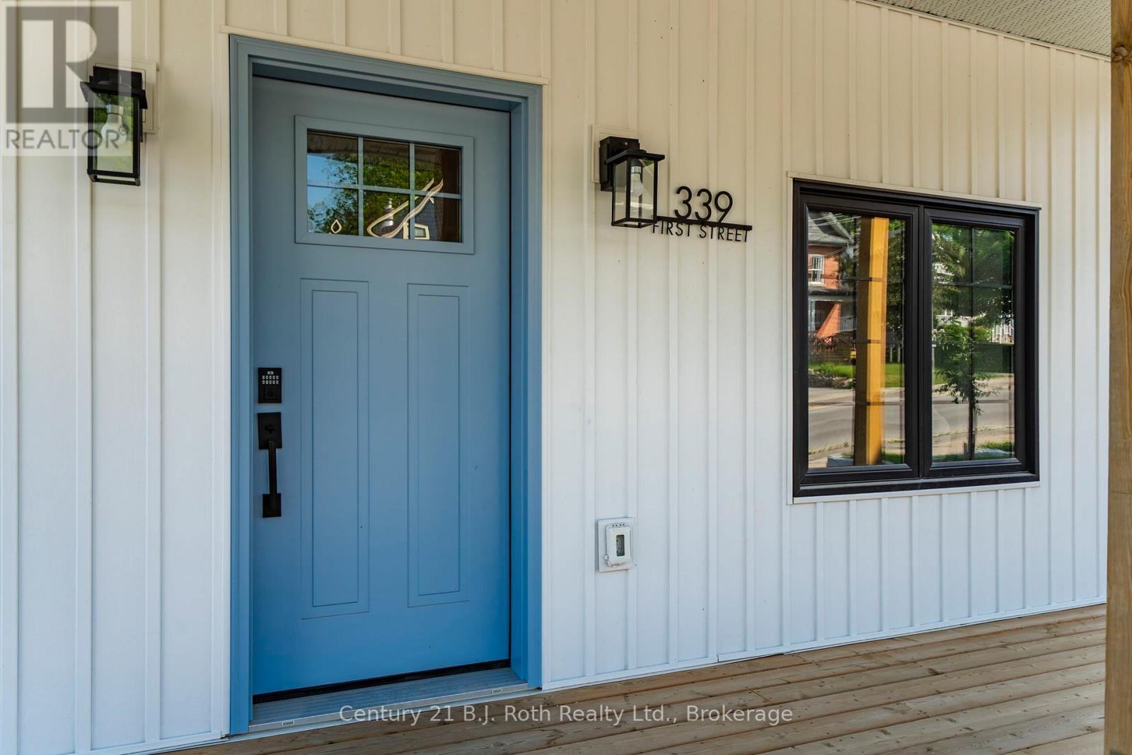 339 First St, Midland, ON L4R 3P3