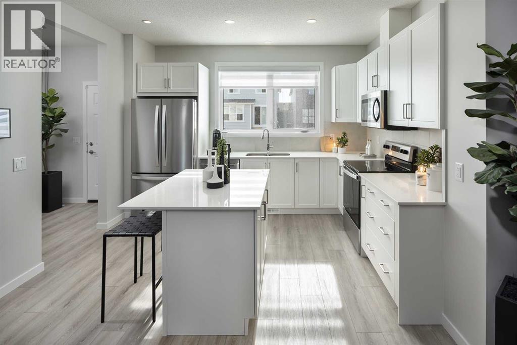 74 Magnolia St SE, Calgary, AB T3M 3X8