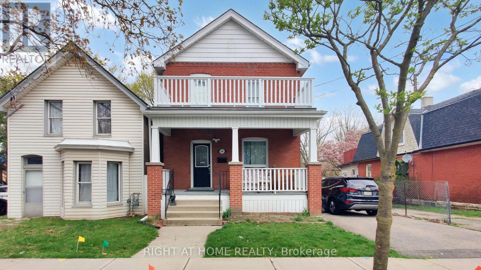 64 Eagle Ave, Brantford, ON N3S 1Y9