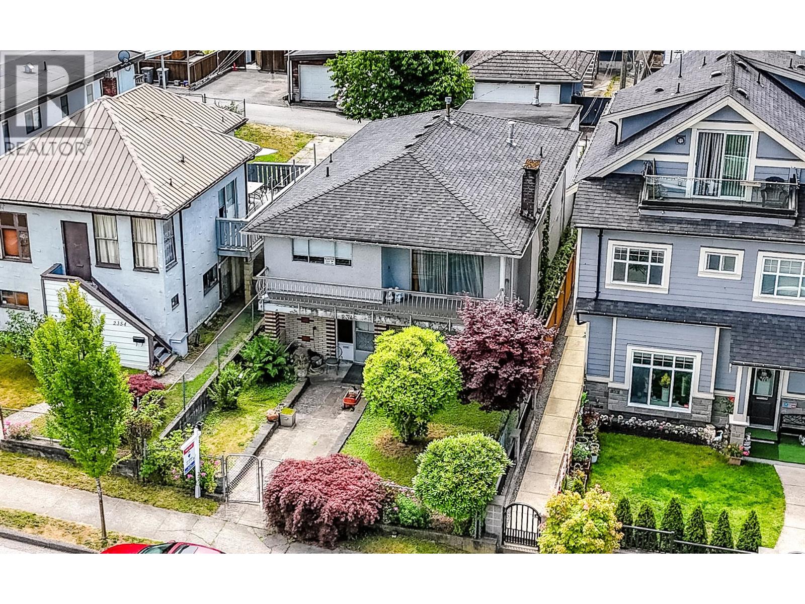 2346 E 33rd Ave, Vancouver, BC V5R 2S3