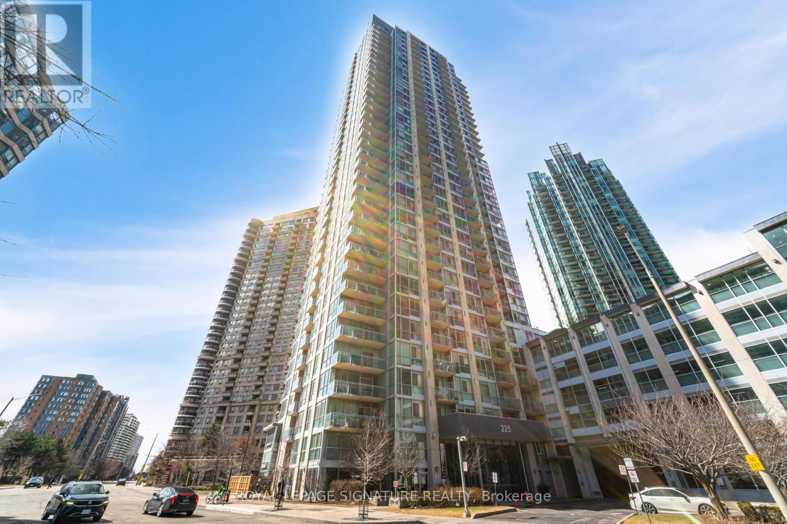 1810 225 Webb Dr, Mississauga, ON L5B 4P2