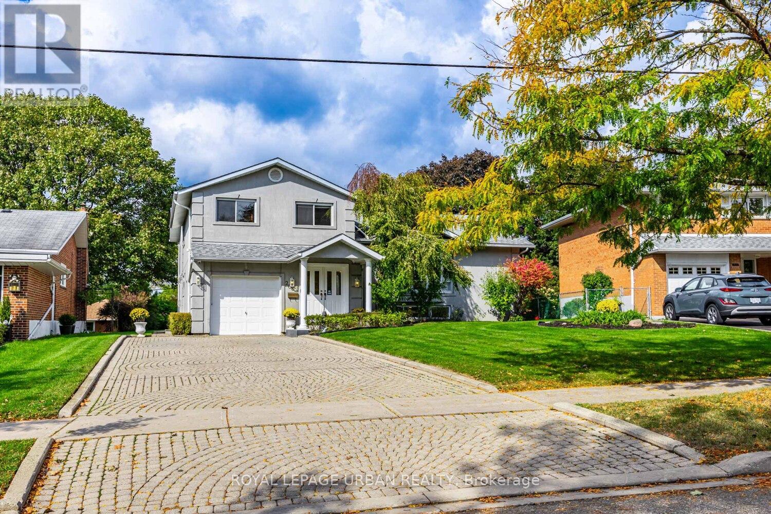 206 Sloane Ave, Toronto Victoria Village, ON M4A 2C6