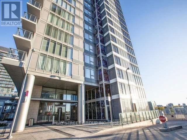 1212 121 Mcmahon Dr, Toronto, ON M2K 0C1