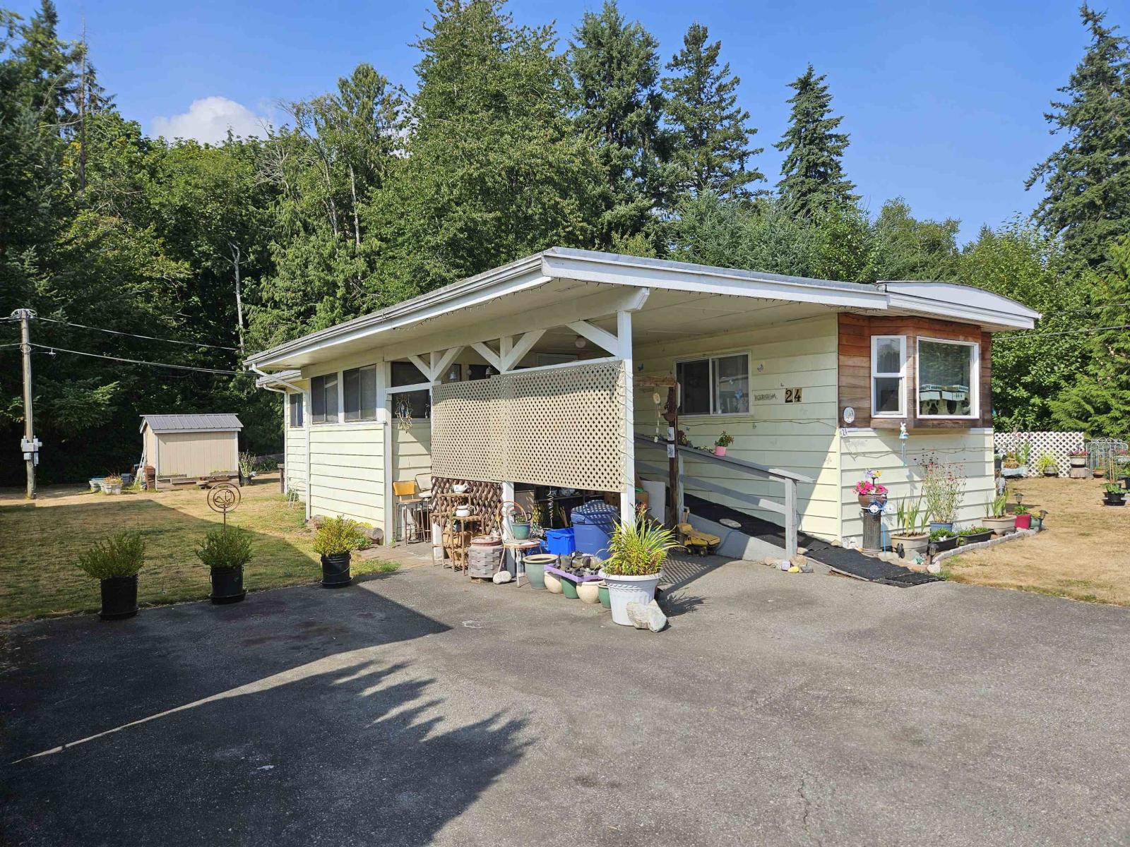 4426 232 Street Unit 24, Langley, BC V2Z 2R3
