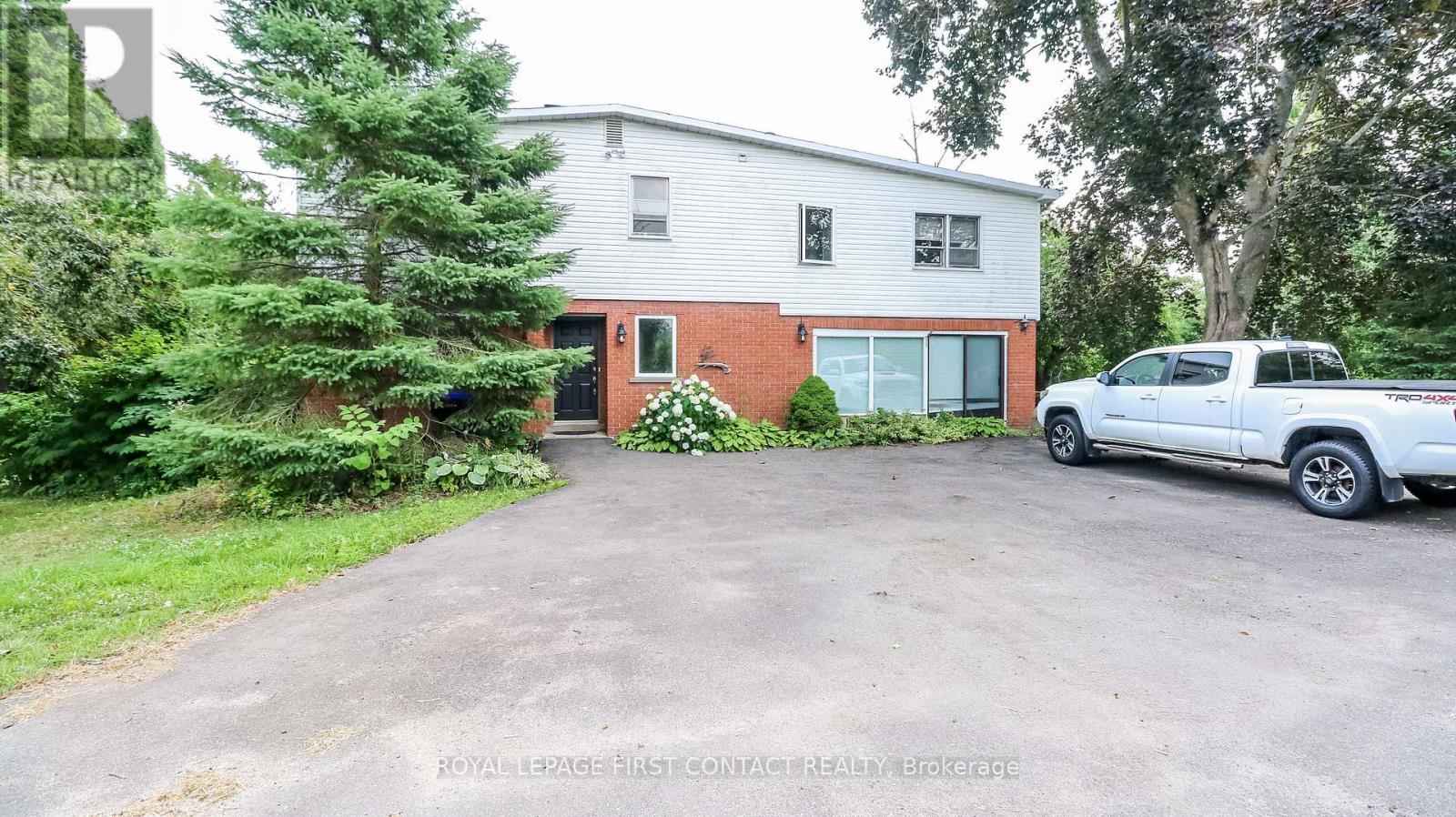 953 Ridge Rd W, Oro-medonte Shanty Bay, ON L0L 2E0