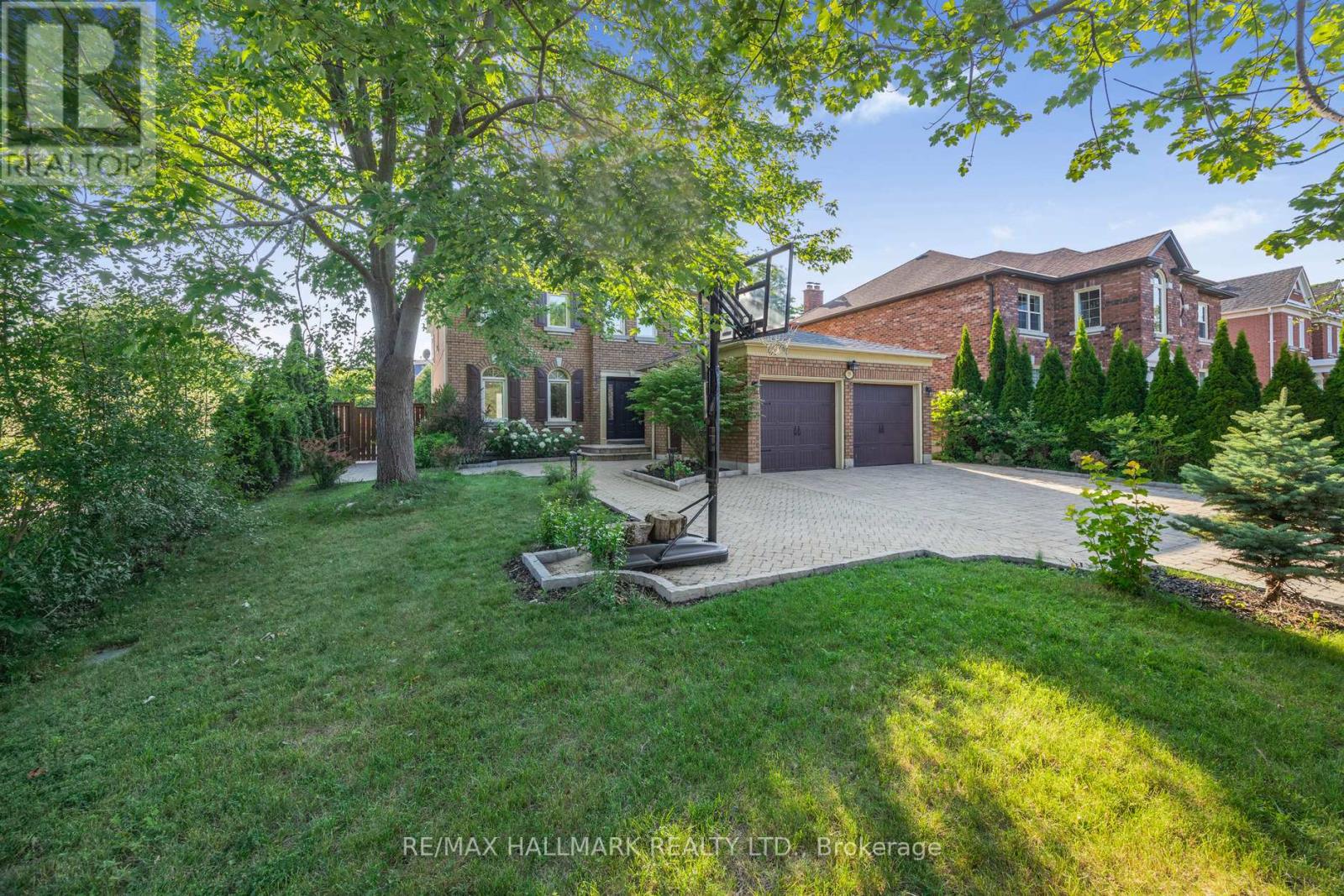 59 Oatlands Cres, Richmond Hill, ON L4C 9P2